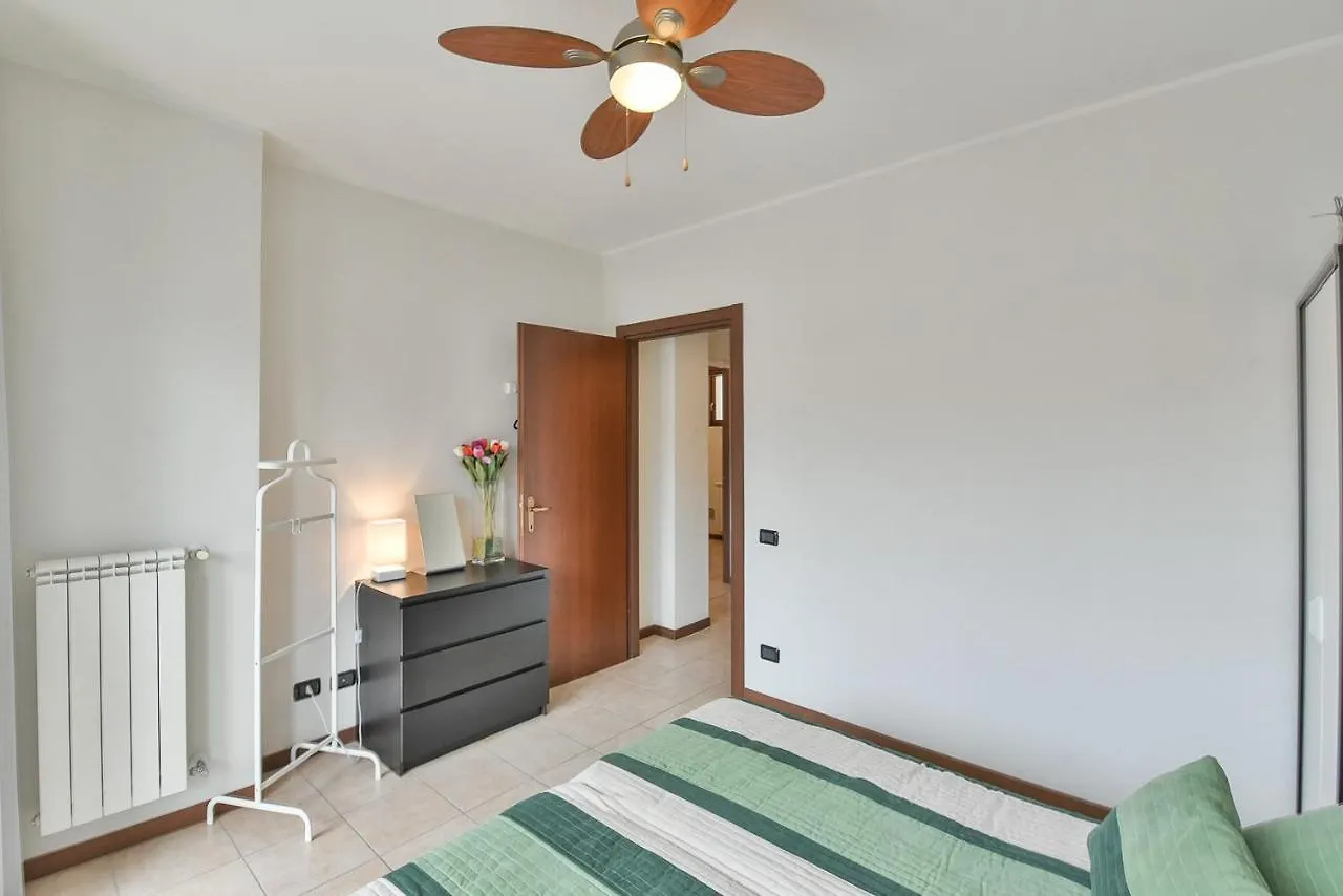 Appartement Voor 6 Personen, Aan Het Comomeer Acquaseria 아파트
