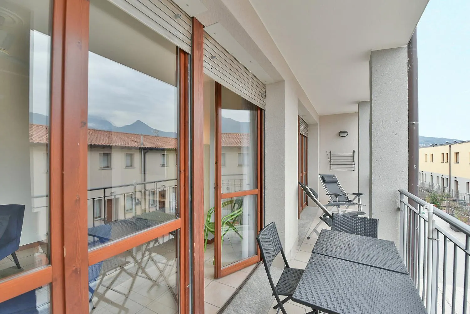 Appartement Voor 6 Personen, Aan Het Comomeer Acquaseria Italy