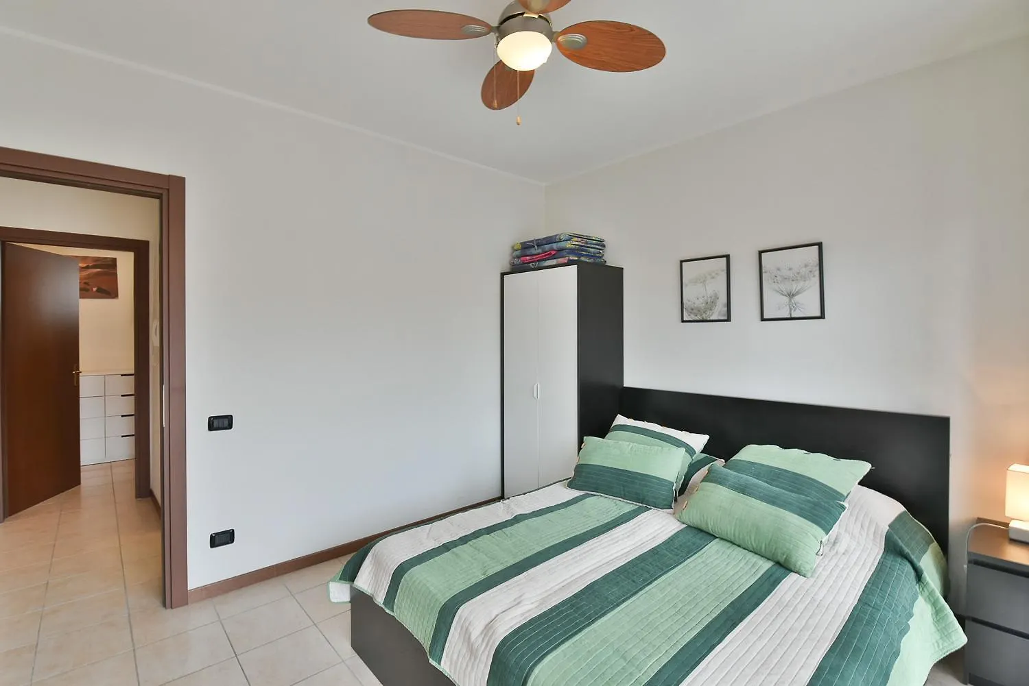 Appartement Voor 6 Personen, Aan Het Comomeer Acquaseria Italy