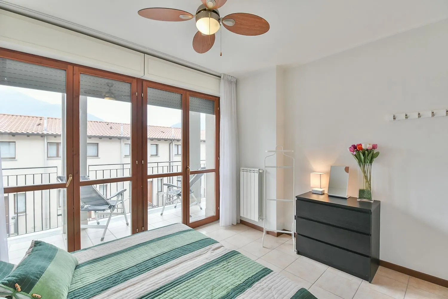 Appartement Voor 6 Personen, Aan Het Comomeer Acquaseria 아파트